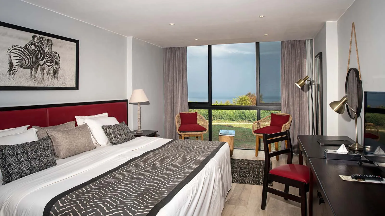 Dayenu hotel 